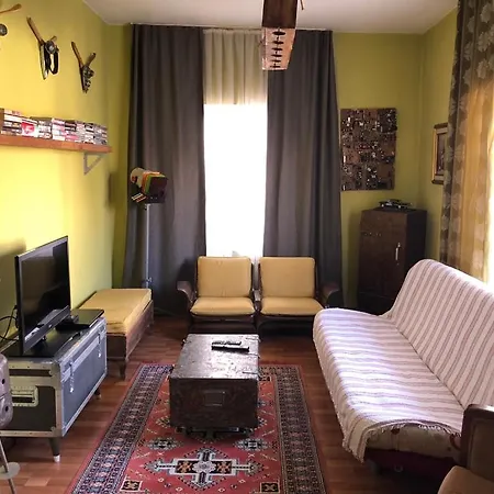 Kaleiçi Muhteşem Konum Benzersiz Geniş Uygun Fiyat Katta Ev Antália