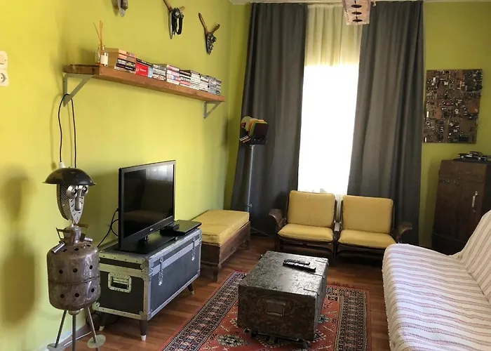 Kaleici Muhtesem Konum Benzersiz Genis Uygun Fiyat Katta Ev * Antalia