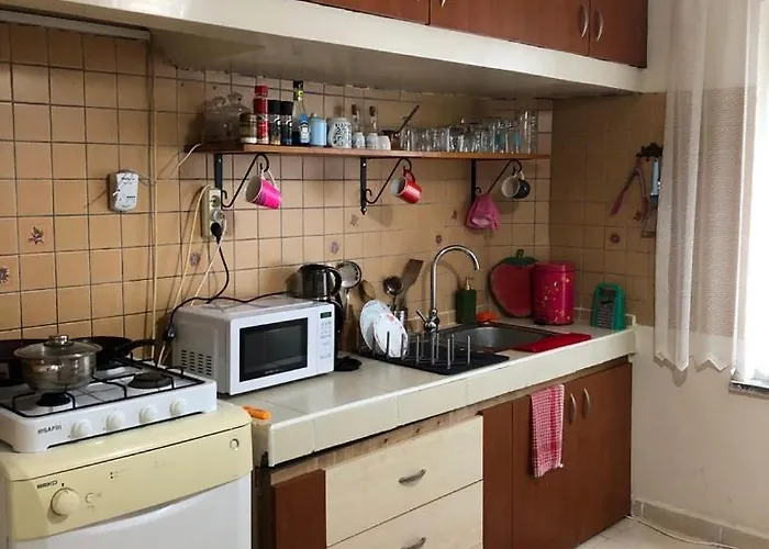 Kaleici Muhtesem Konum Benzersiz Genis Uygun Fiyat Katta Ev Antalia
